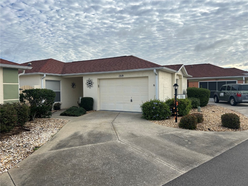 1319 Balboa Court The Villages FL 32159 G5078373 image1