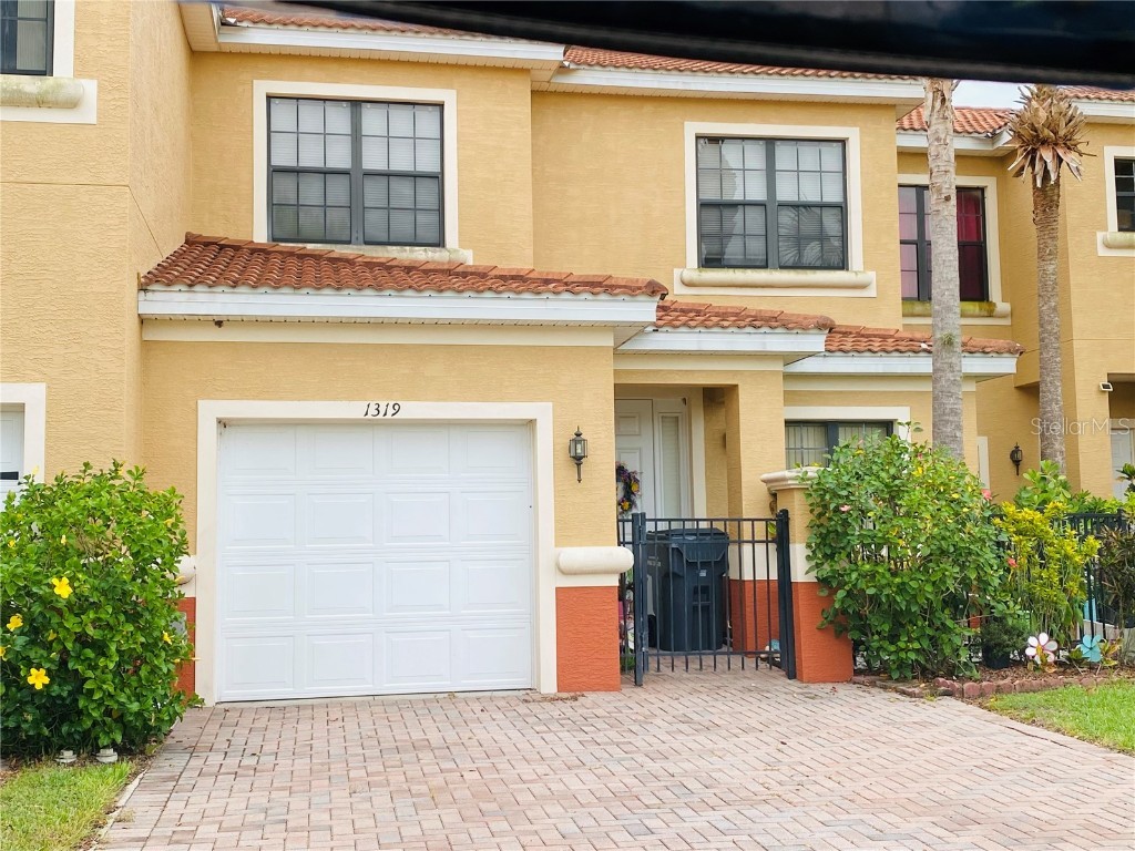 1319 Clove Drive Kissimmee FL 34759 P4927361 image1