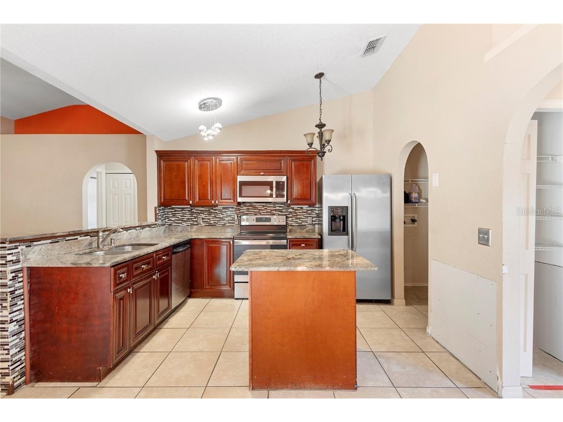 1319 Dunbarton Court Kissimmee FL 34758 O6338967 image18