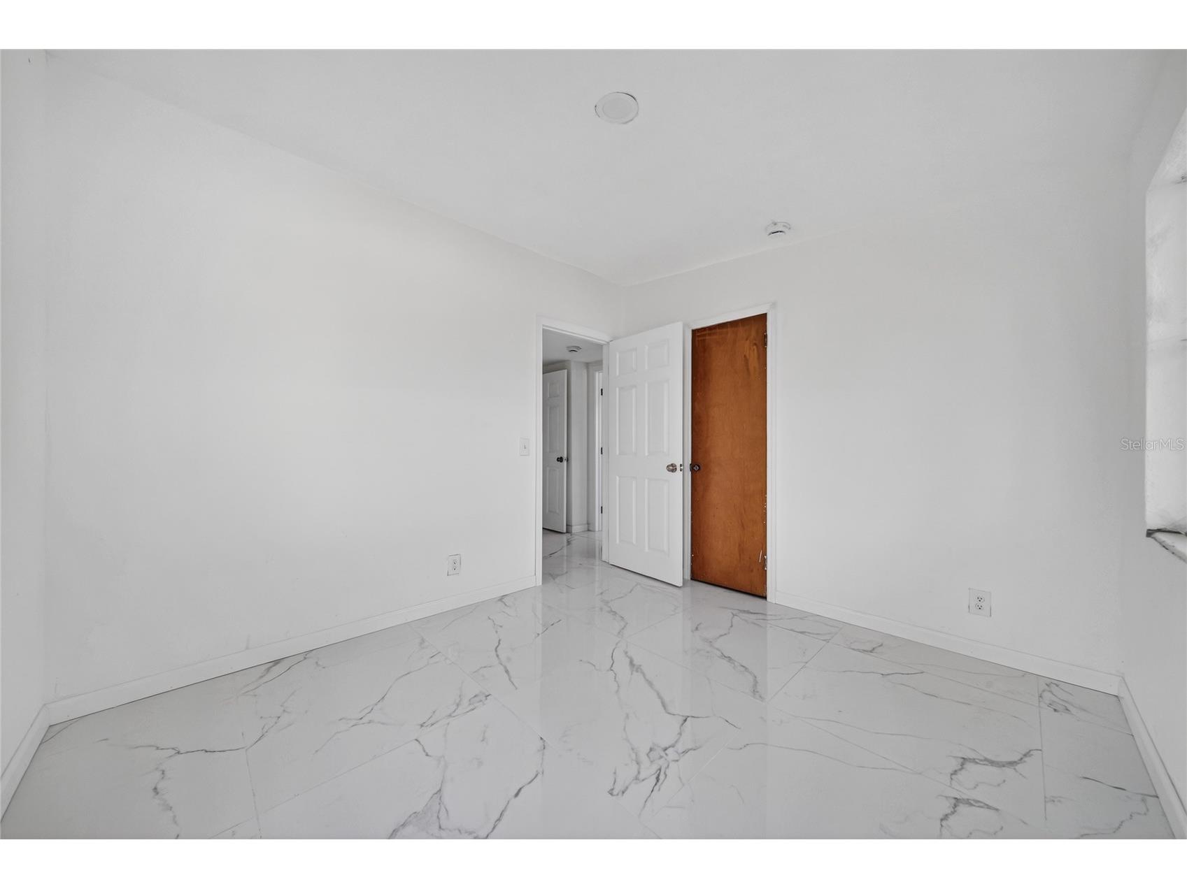 1319 Hillcrest Drive Daytona Beach FL 32114 O6376394 image33