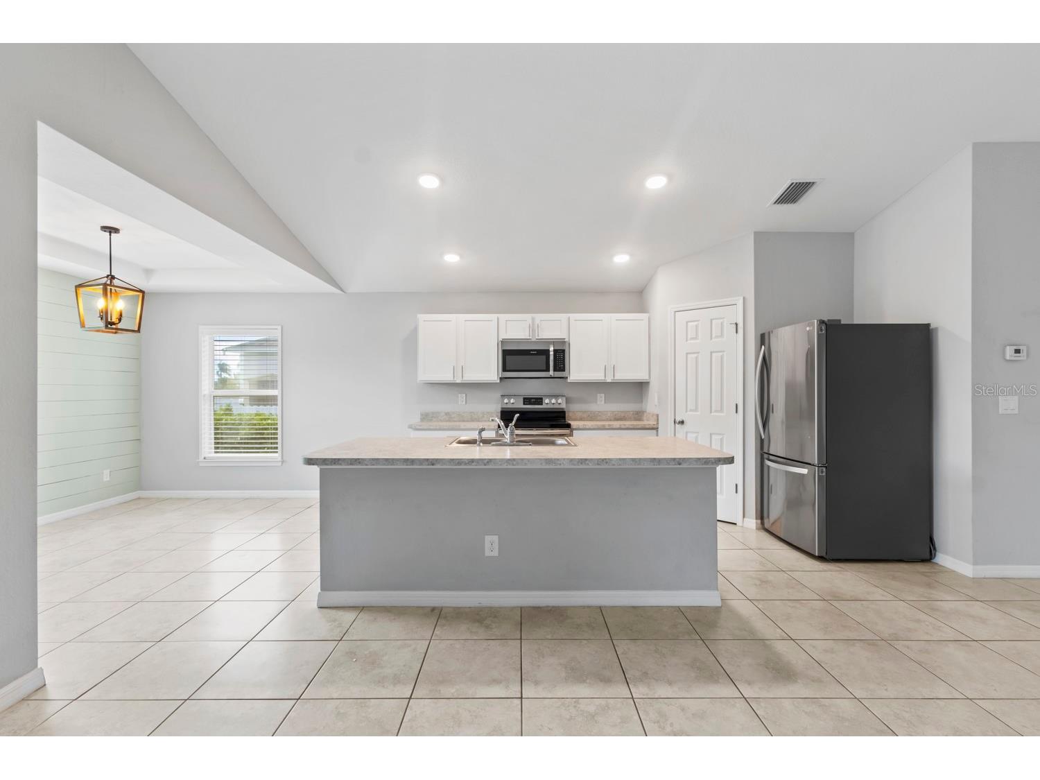 1319 NW 14th Place Cape Coral FL 33993 C7524864 image5