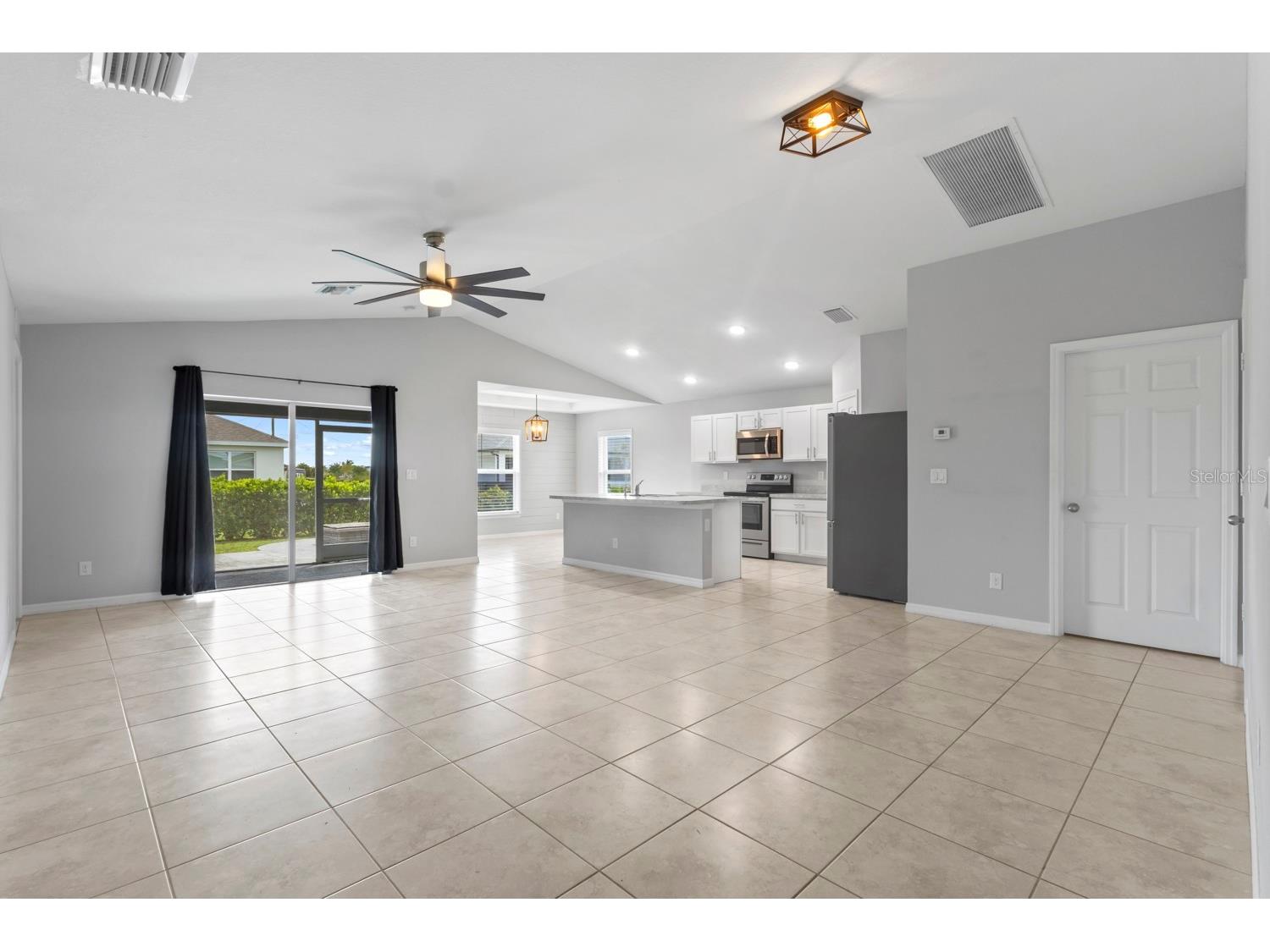 1319 NW 14th Place Cape Coral FL 33993 C7524864 image8