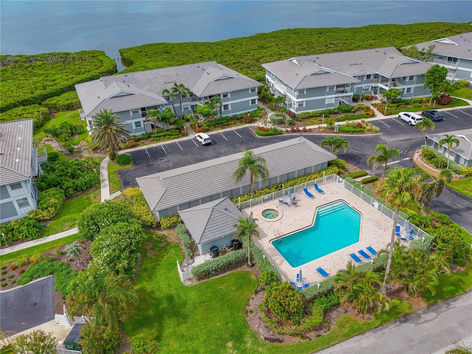 1319 Perico Point Circle Bradenton FL 34209 A4677403 image3