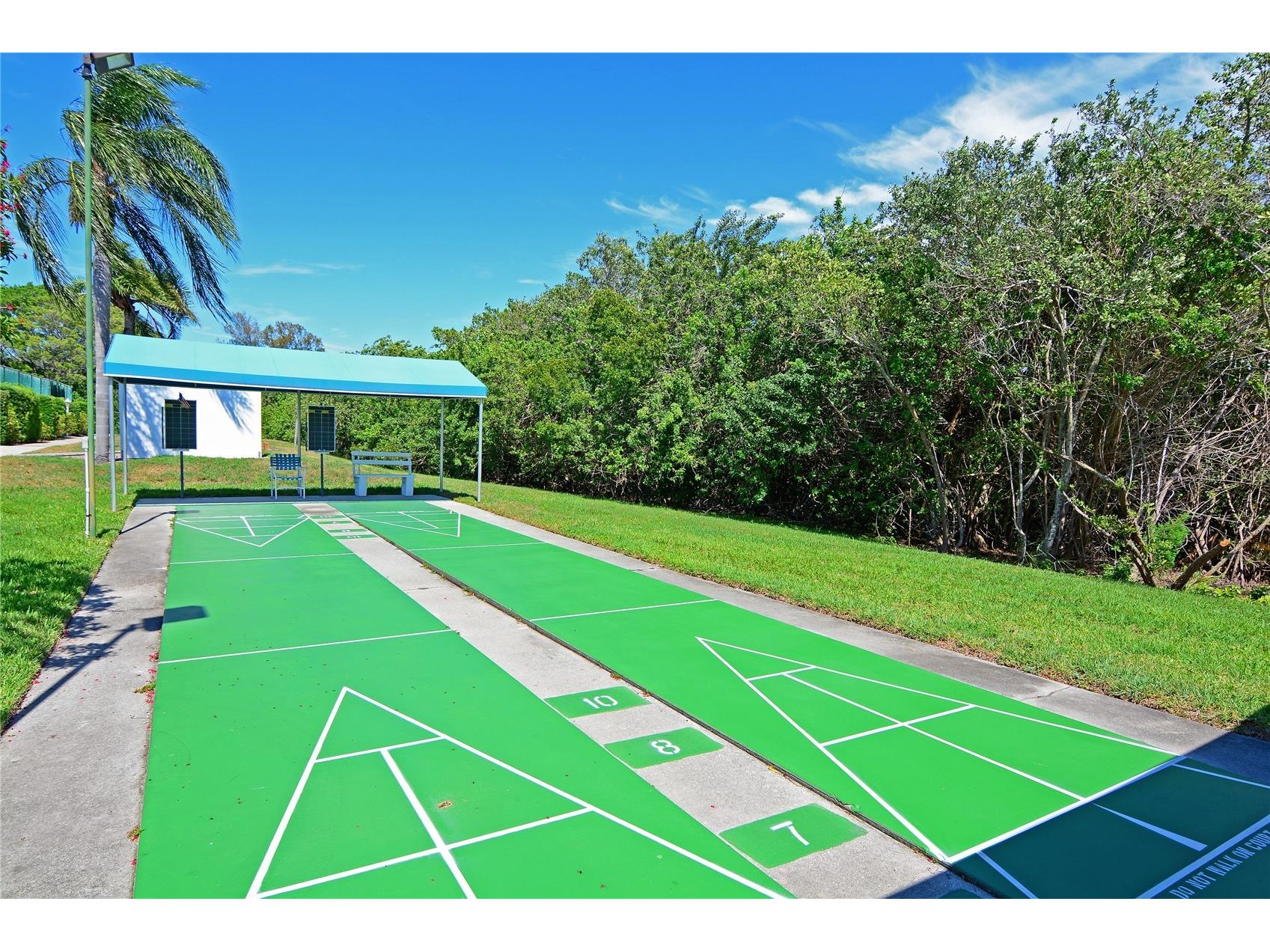 1319 Perico Point Circle Bradenton FL 34209 A4677403 image56