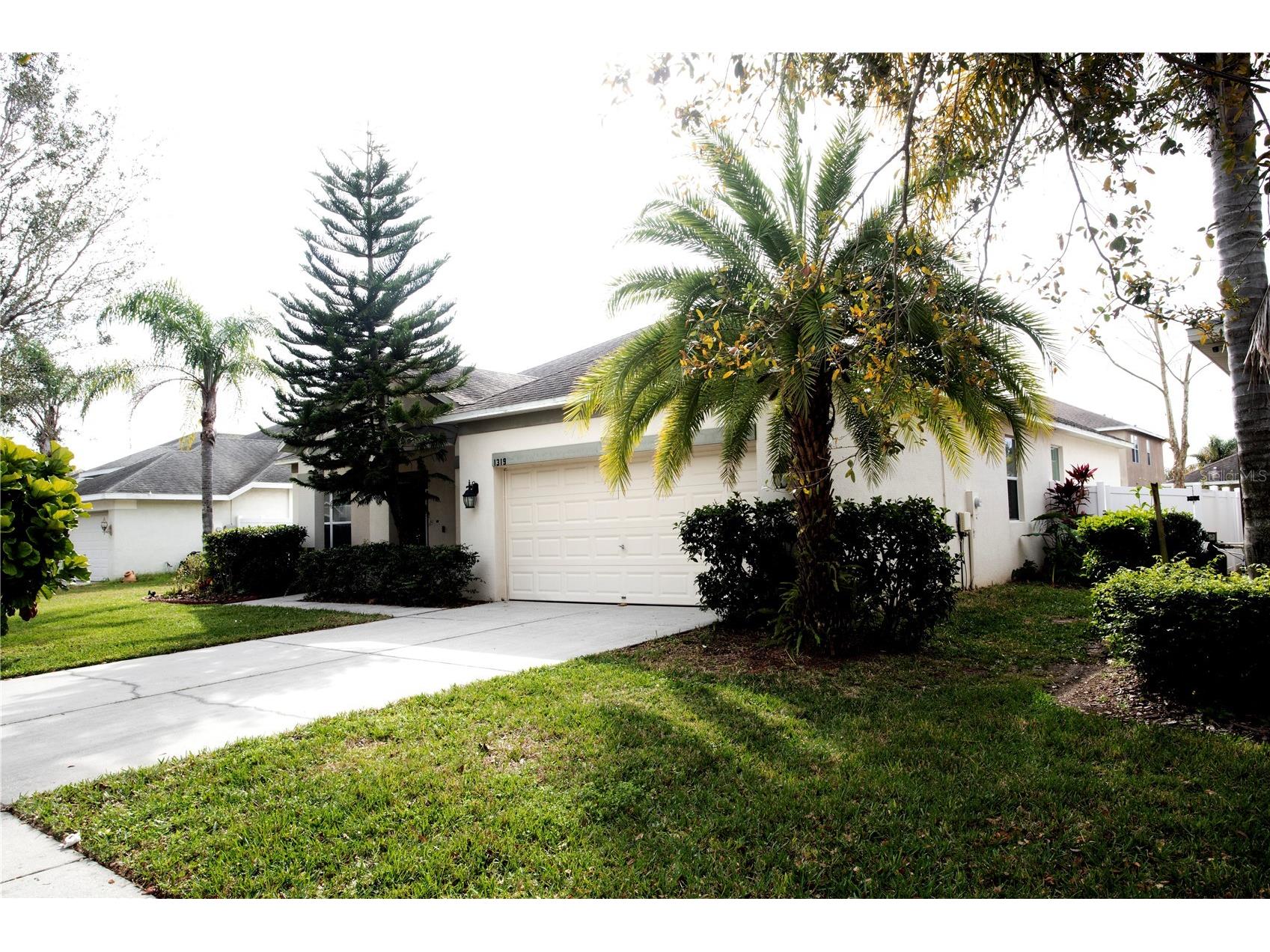 1319 Rowantree Drive Dover FL 33527 TB8505882 image3