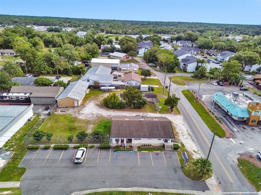 1319 S Woodland Boulevard Deland FL 32720 V4939472 image16