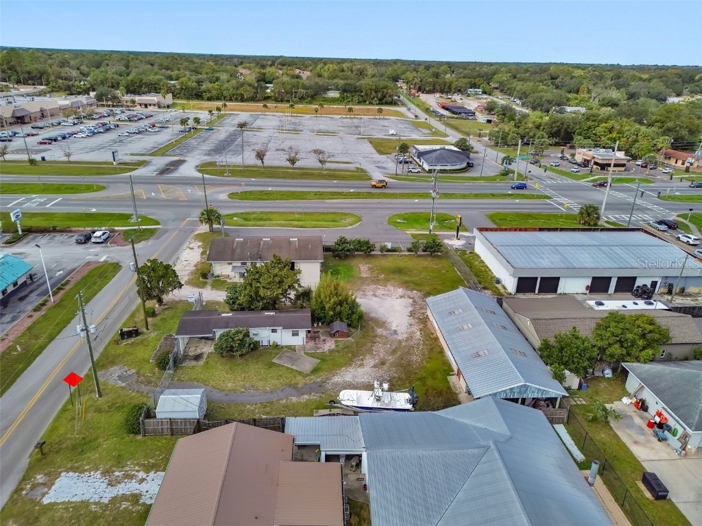 1319 S Woodland Boulevard Deland FL 32720 V4939472 image18