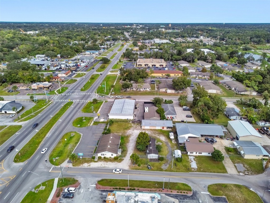 1319 S Woodland Boulevard Deland FL 32720 V4939472 image21