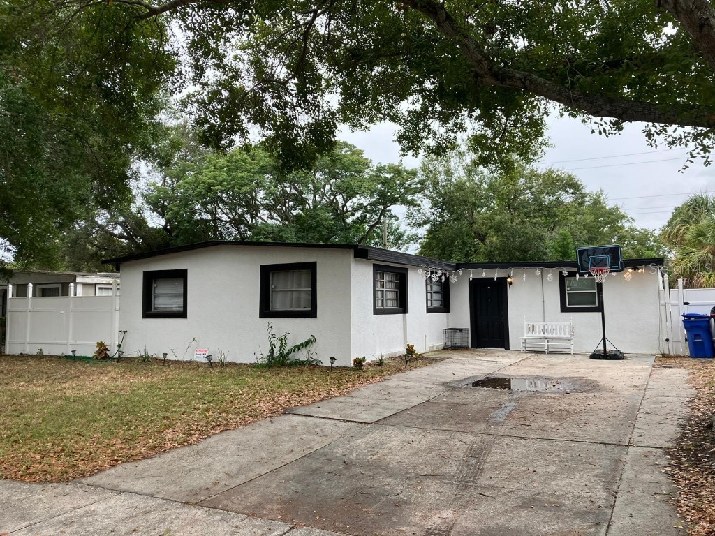 1319 Windsor Way Tampa FL 33619 T3486623 image1