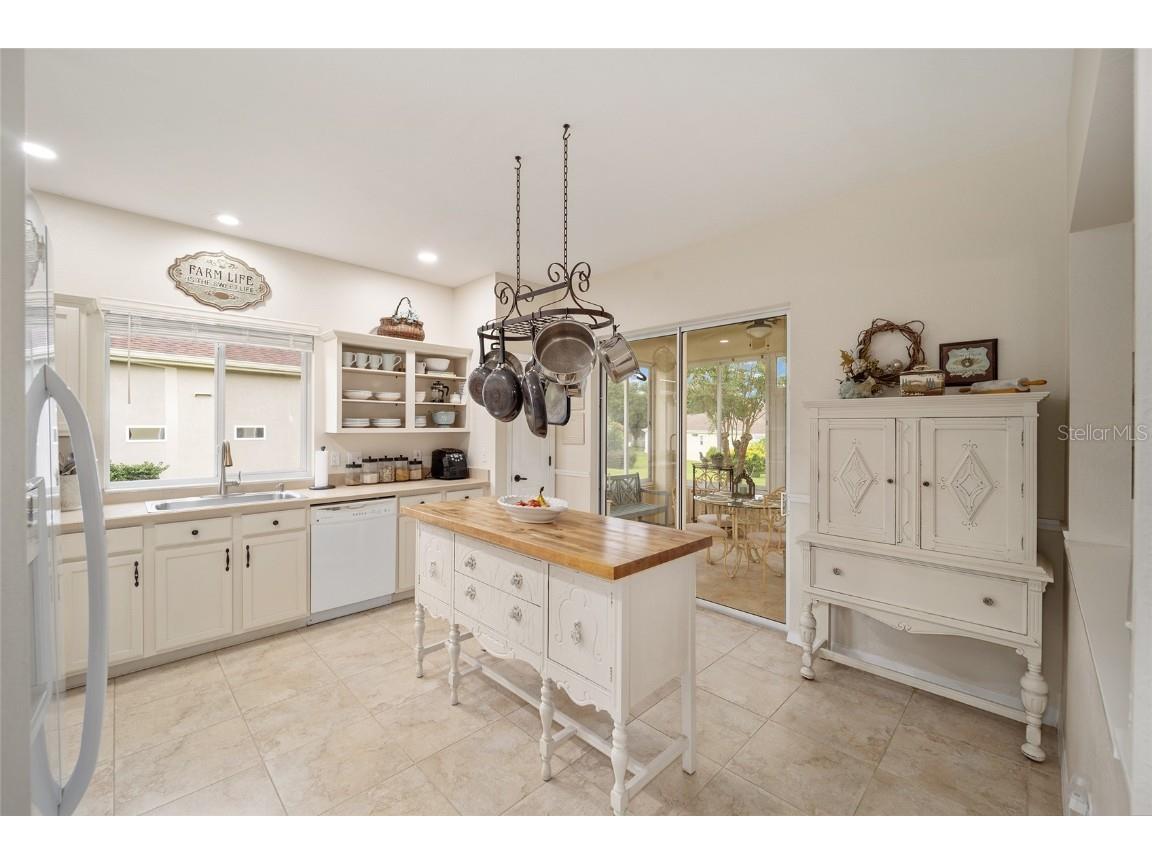 13191 SE 93rd Terrace Road Summerfield FL 34491 OM715874 image16