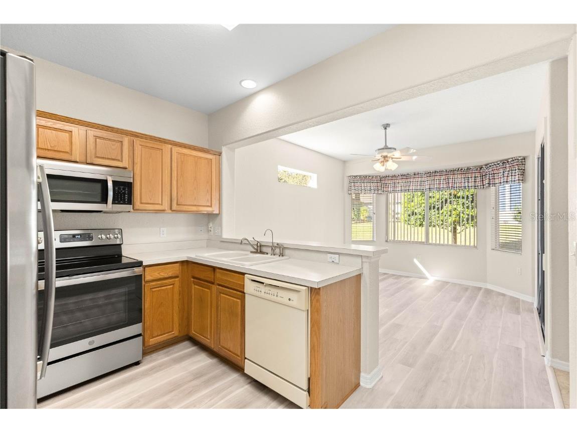 13194 SE 93rd Terrace Road Summerfield FL 34491 OM710875 image9