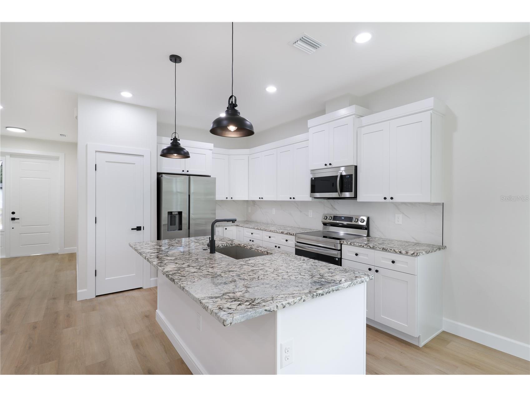 13197 Gotham Avenue Port Charlotte FL 33953 A4691220 image8