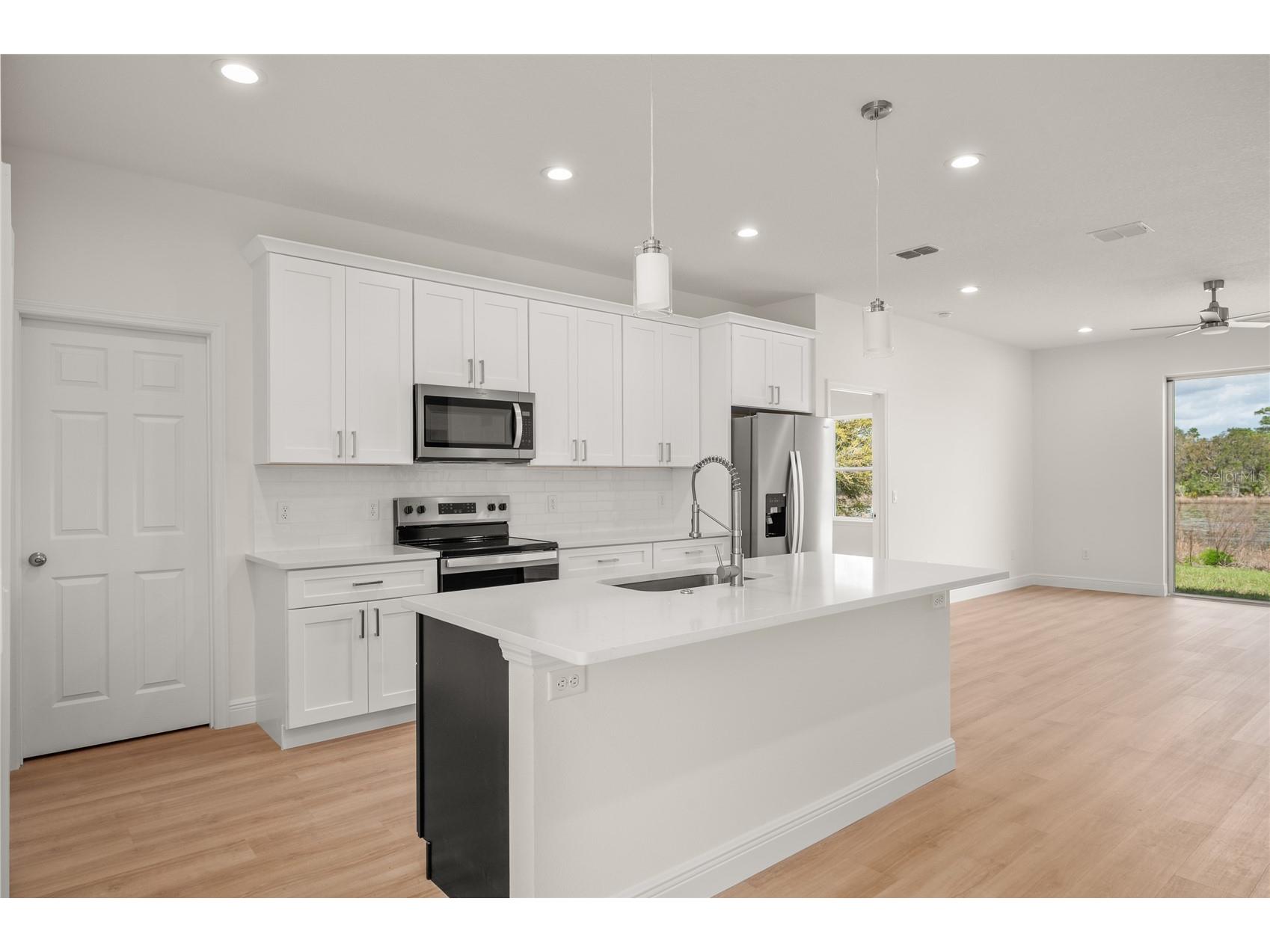 132 11th Avenue Osteen FL 32764 S5145816 image4