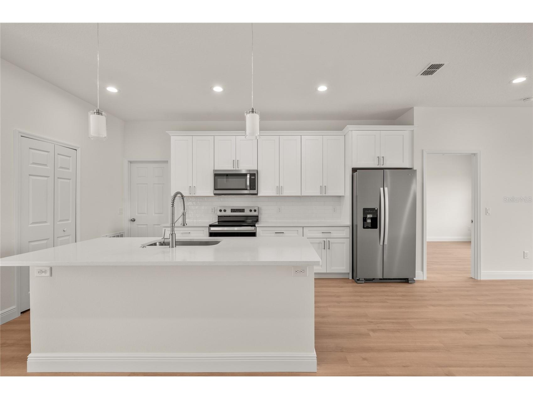 132 11th Avenue Osteen FL 32764 S5145816 image7