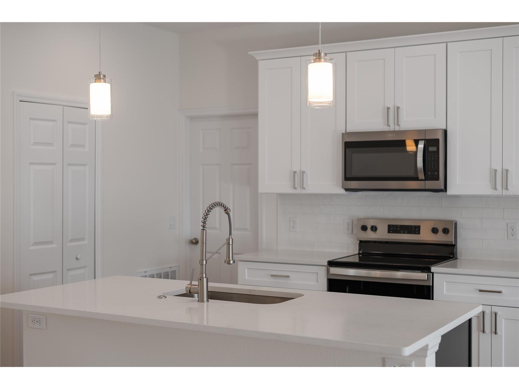 132 11th Avenue Osteen FL 32764 S5145816 image9