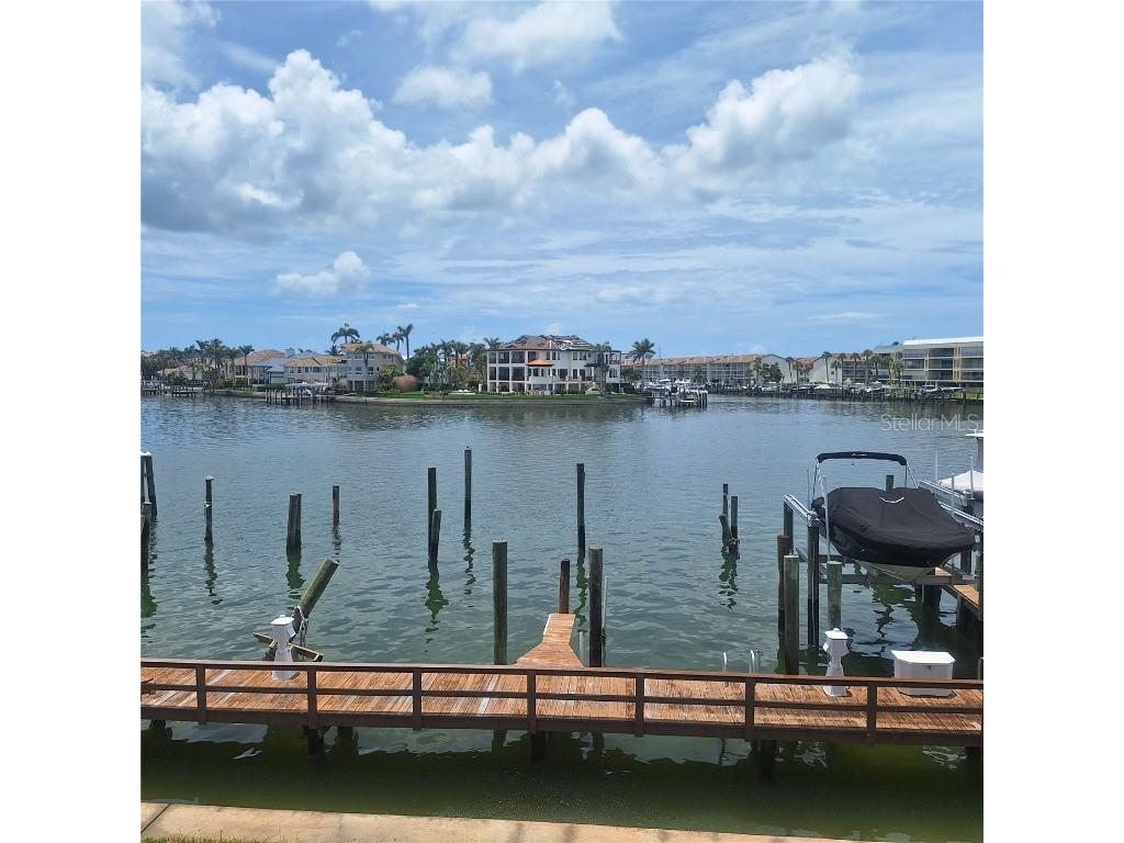 132 1st Street E #101 Tierra Verde FL 33715 TB8404693 image16