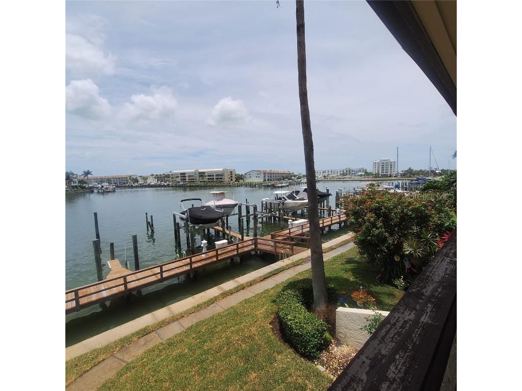 132 1st Street E #101 Tierra Verde FL 33715 TB8404693 image19