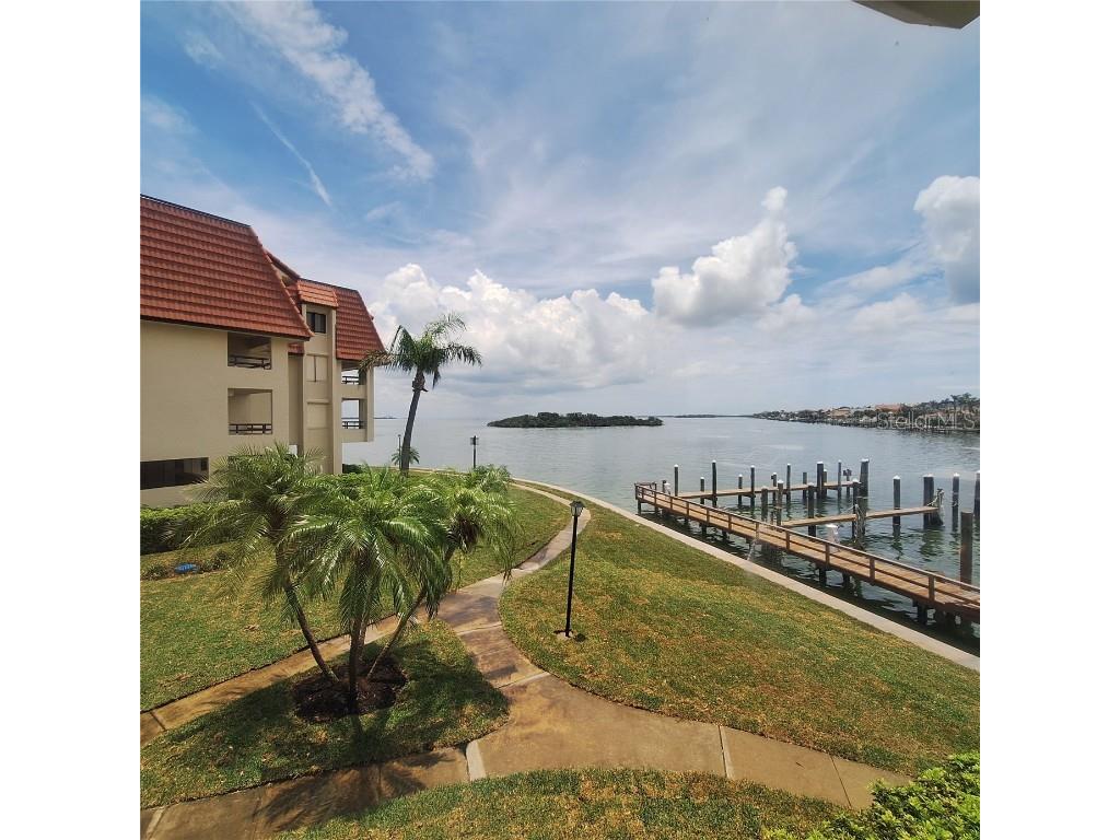 132 1st Street E #101 Tierra Verde FL 33715 TB8404693 image3