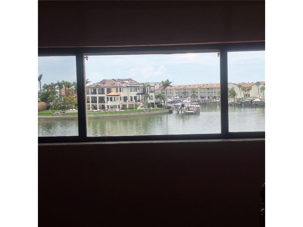 132 1st Street E #101 Tierra Verde FL 33715 TB8404693 image39