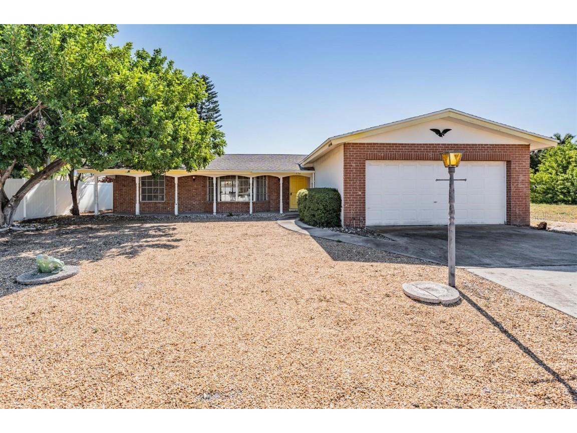 132 2nd Street W Tierra Verde FL 33715 U8219221 image1