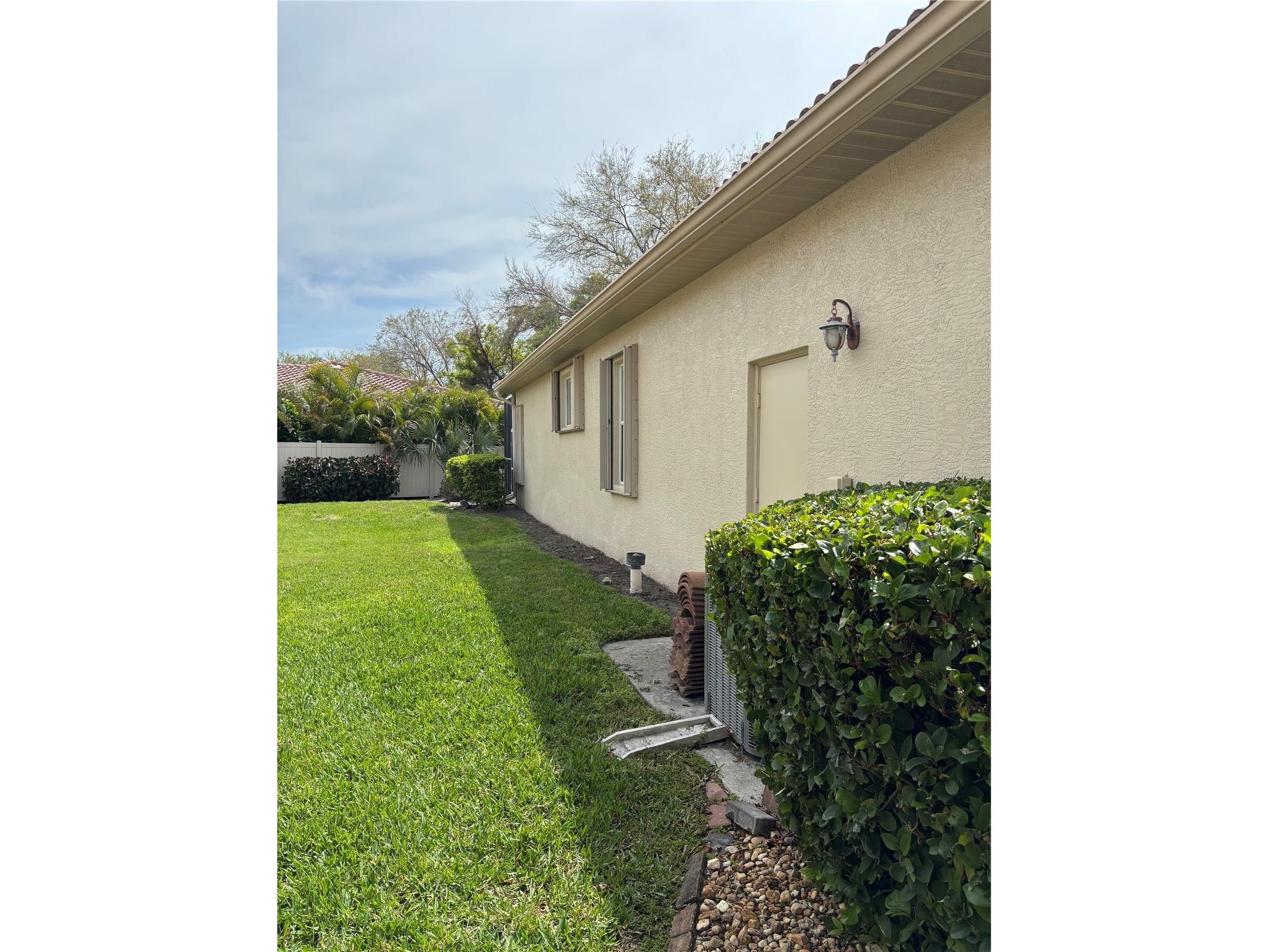 132 Amora Avenue Venice FL 34285 C7523329 image36