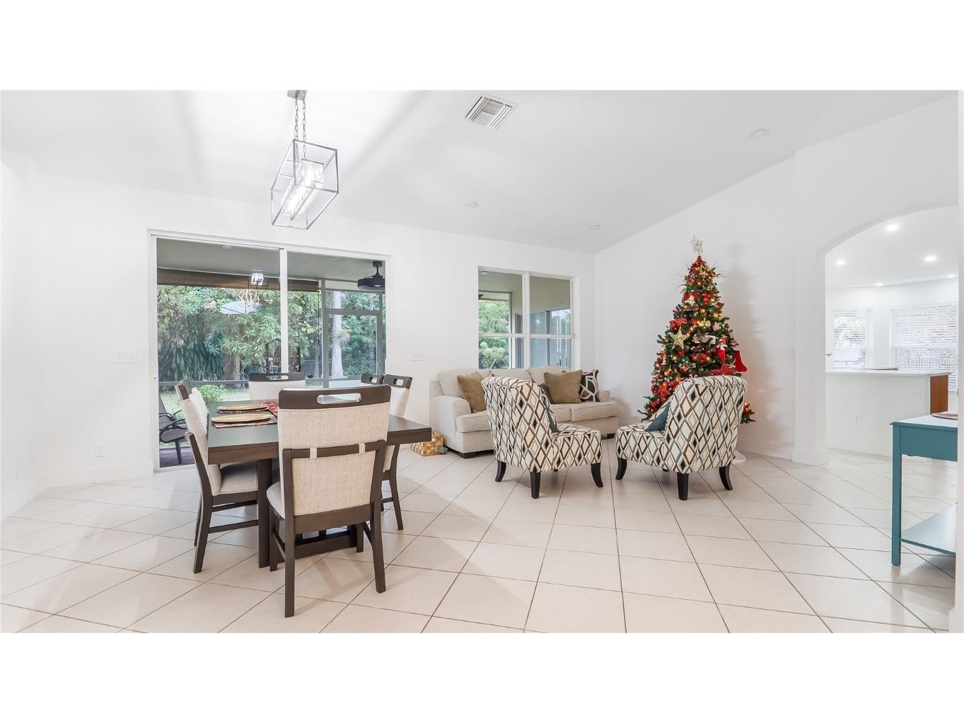 132 Chestnut Circle Royal Palm Beach FL 33411 S5140503 image8