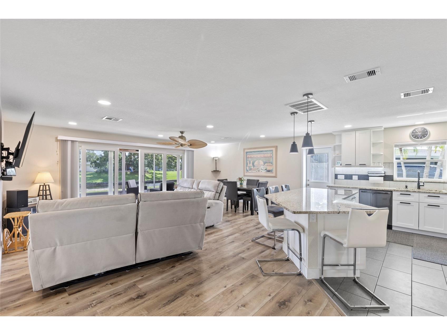 132 Concord Drive NE Port Charlotte FL 33952 C7516507 image12