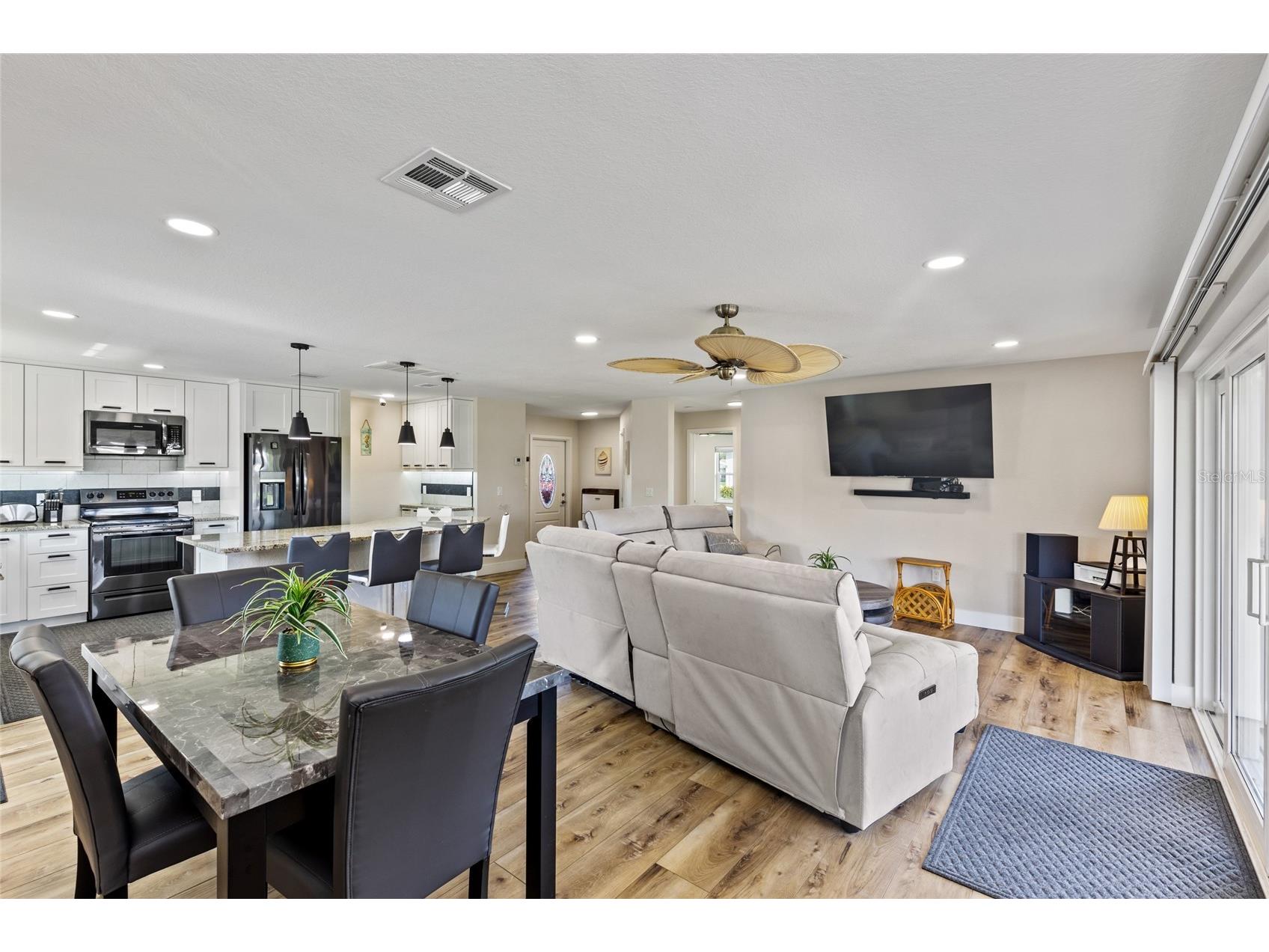 132 Concord Drive NE Port Charlotte FL 33952 C7516507 image18