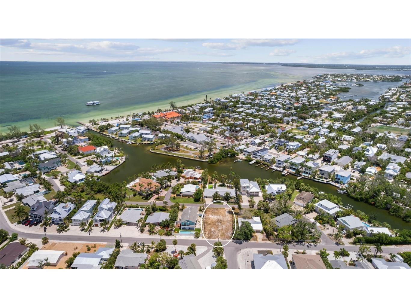 132 Crescent Drive Anna Maria FL 34216 - CANAL AND TAMPA BAY A4659883 image6