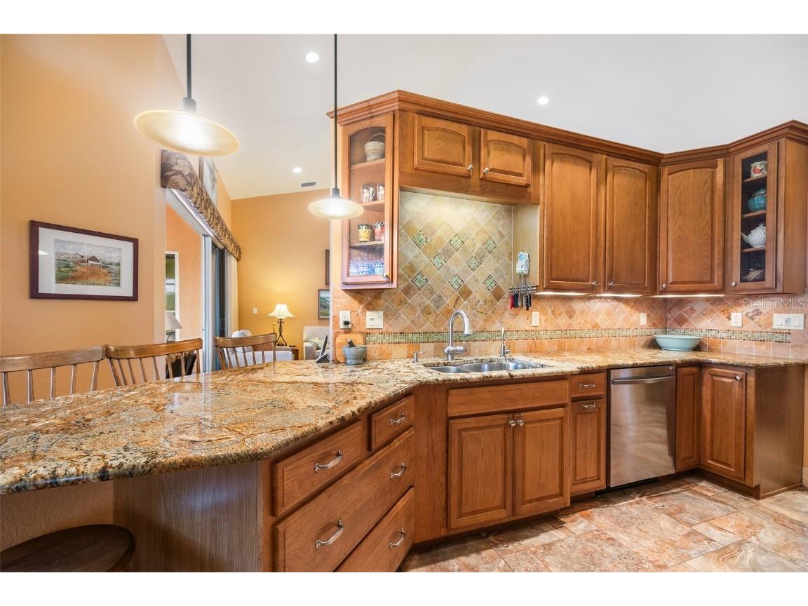 132 Crescent Drive Punta Gorda FL 33950 C7516285 image14