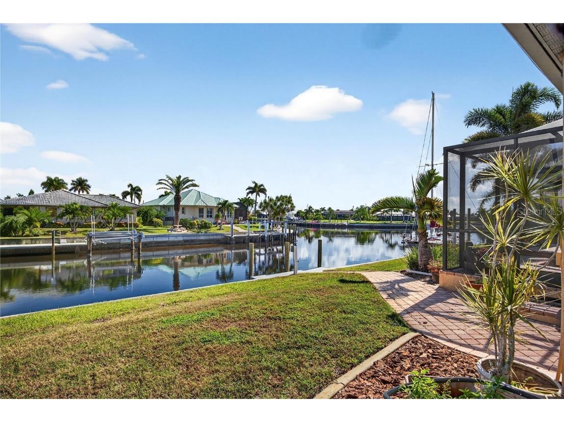132 Crescent Drive Punta Gorda FL 33950 C7516285 image38