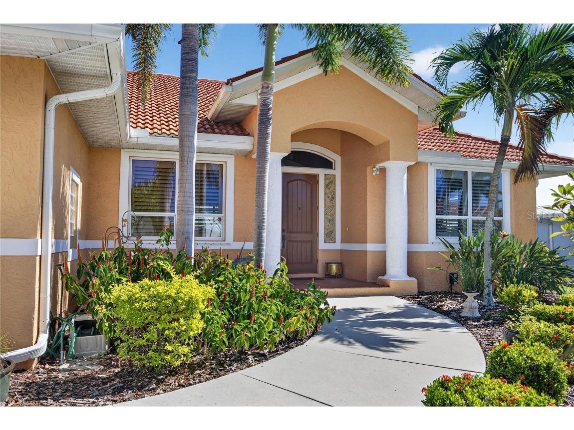 132 Crescent Drive Punta Gorda FL 33950 C7516285 image4