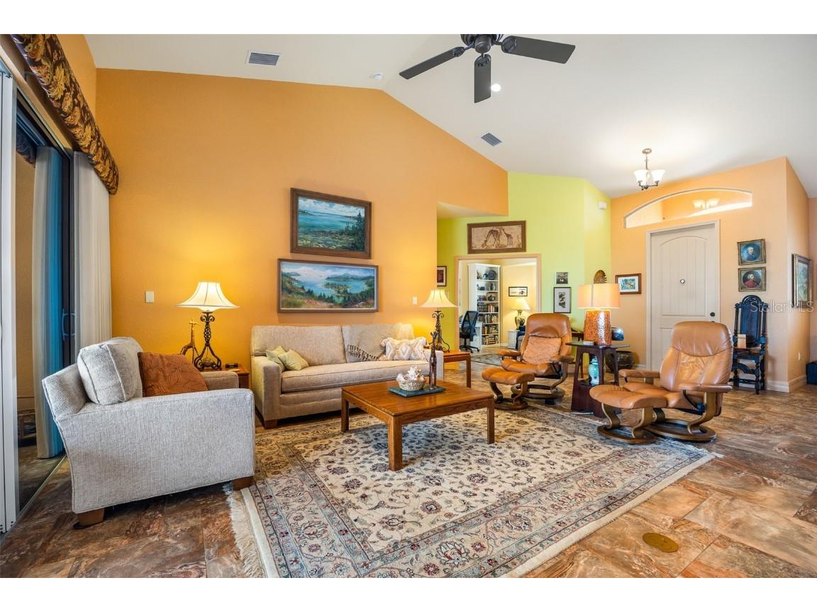 132 Crescent Drive Punta Gorda FL 33950 C7516285 image7