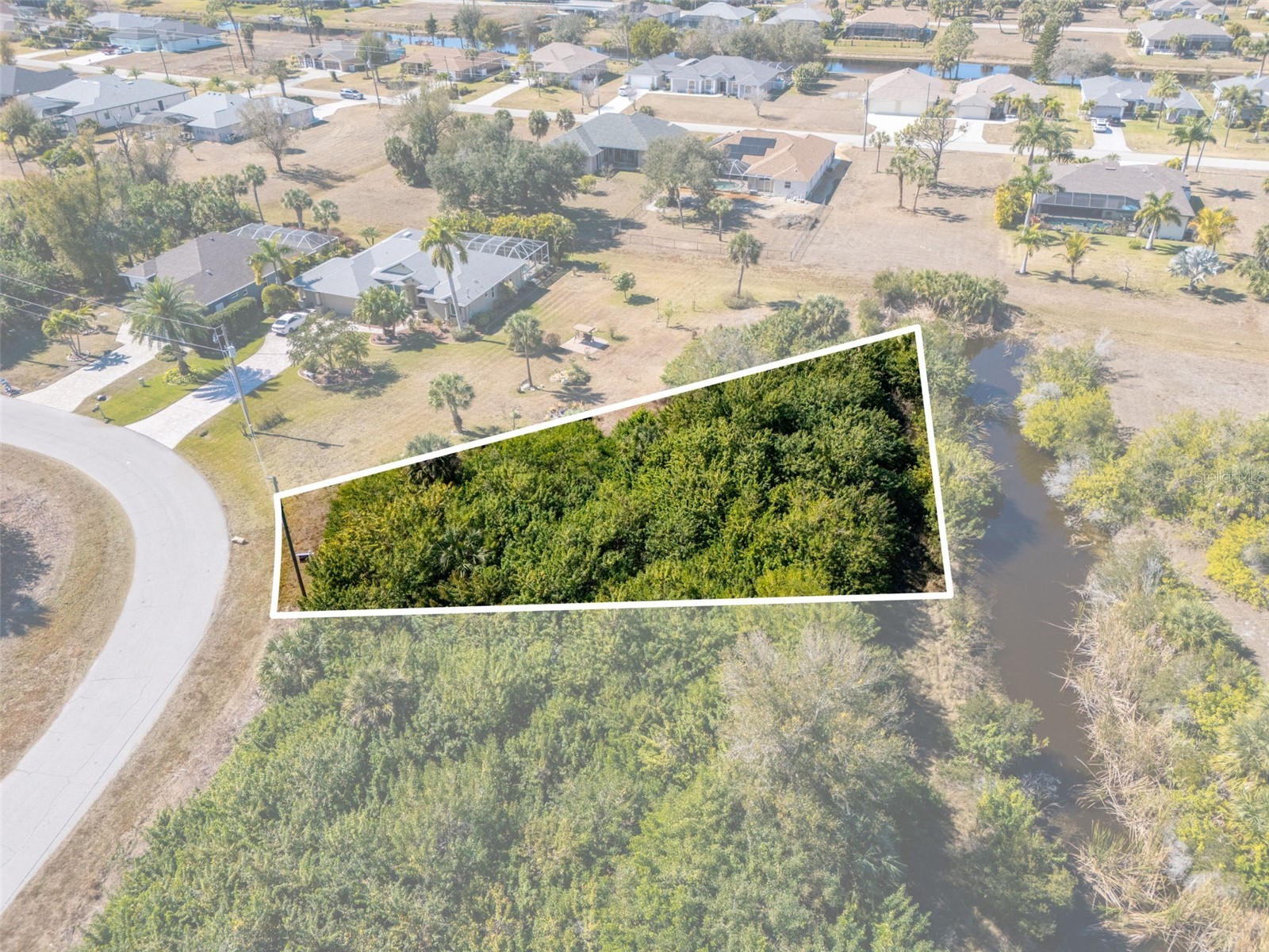 132 Crevalle Road Rotonda West FL 33947 C7521476 image3