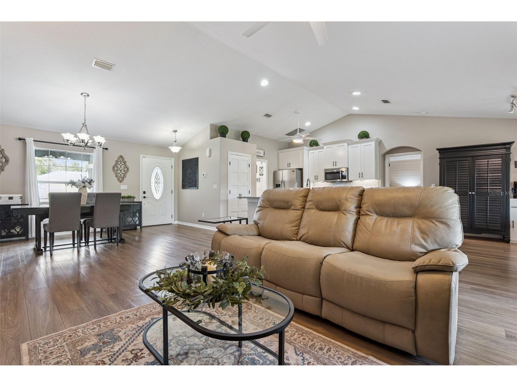 132 Floridana Road Debary FL 32713 - ANGELES LAKE V4949569 image13