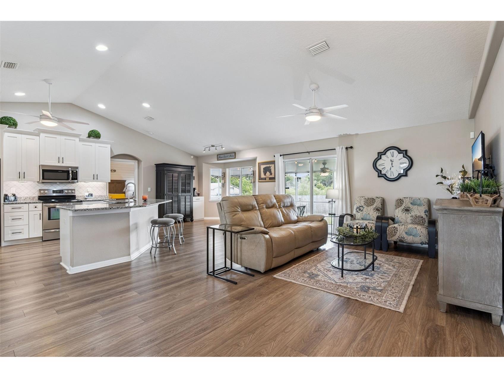 132 Floridana Road Debary FL 32713 - ANGELES LAKE V4949569 image16