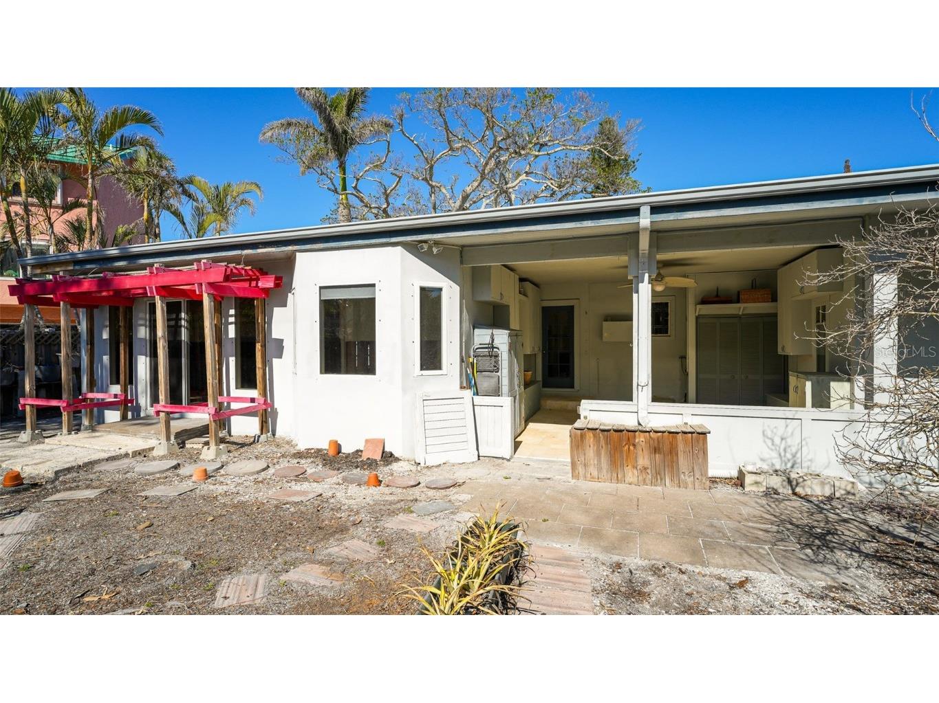 132 Harrison Drive Sarasota FL 34236 A4652143 image18