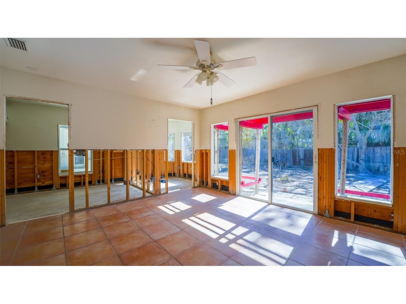 132 Harrison Drive Sarasota FL 34236 A4652143 image19
