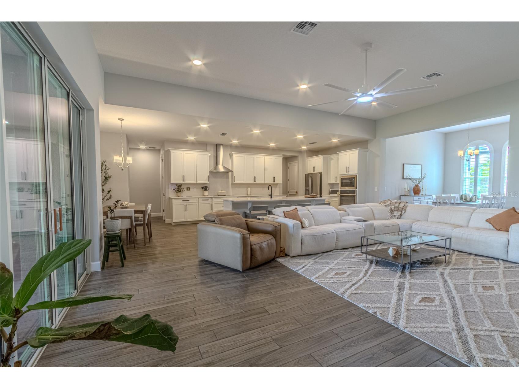132 Lake Drive Oviedo FL 32765 O6393797 image8
