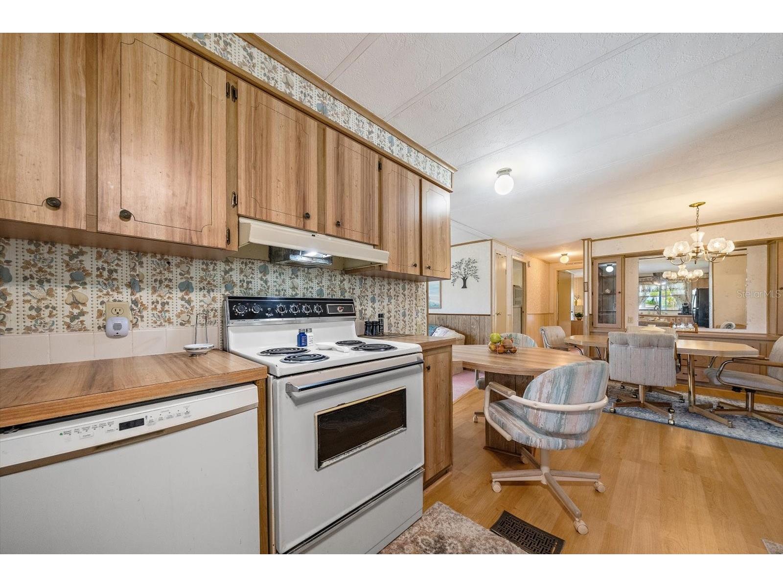 132 Lakeview Drive #132 Palmetto FL 34221 A4691623 image16
