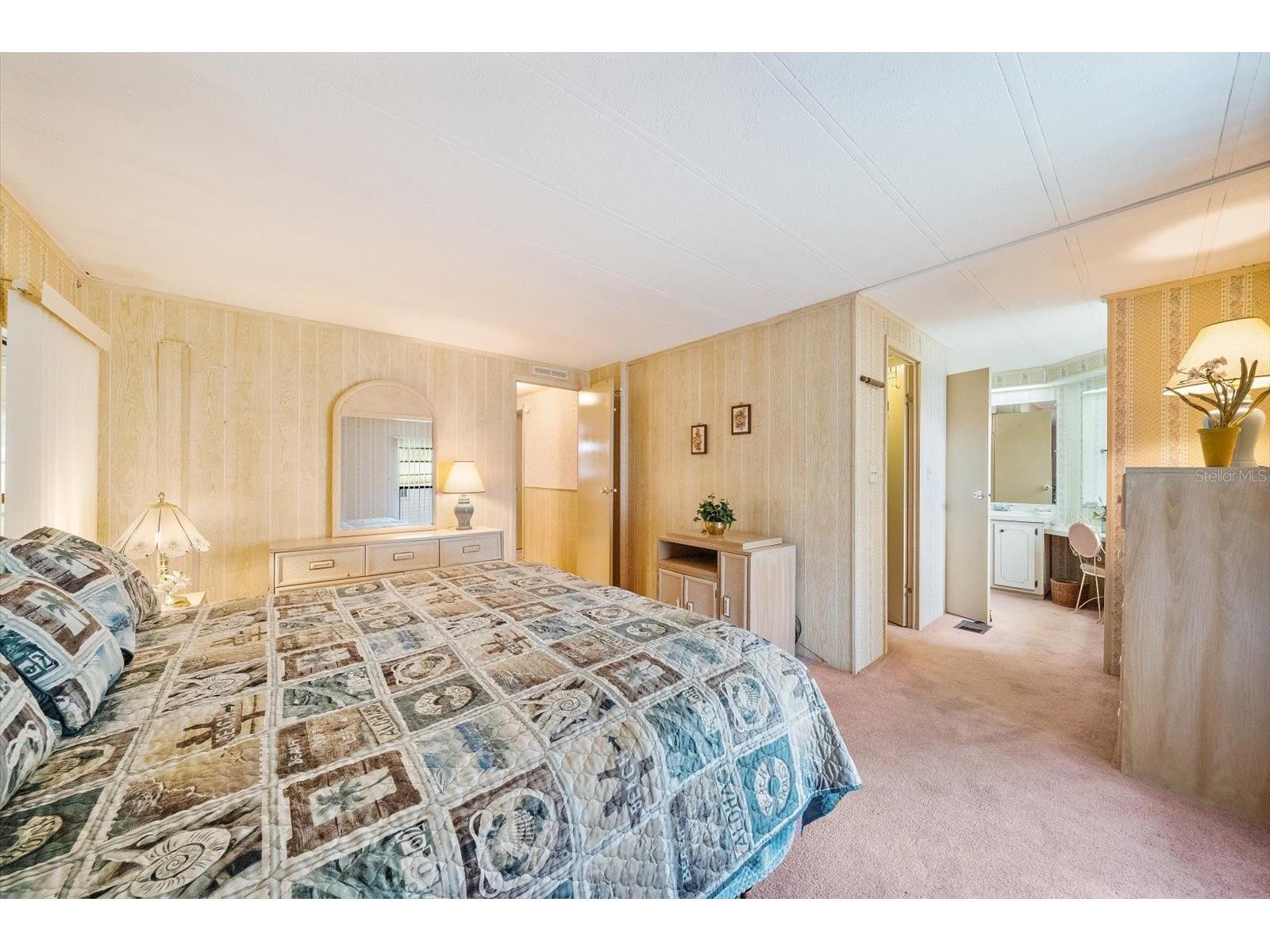 132 Lakeview Drive #132 Palmetto FL 34221 A4691623 image5