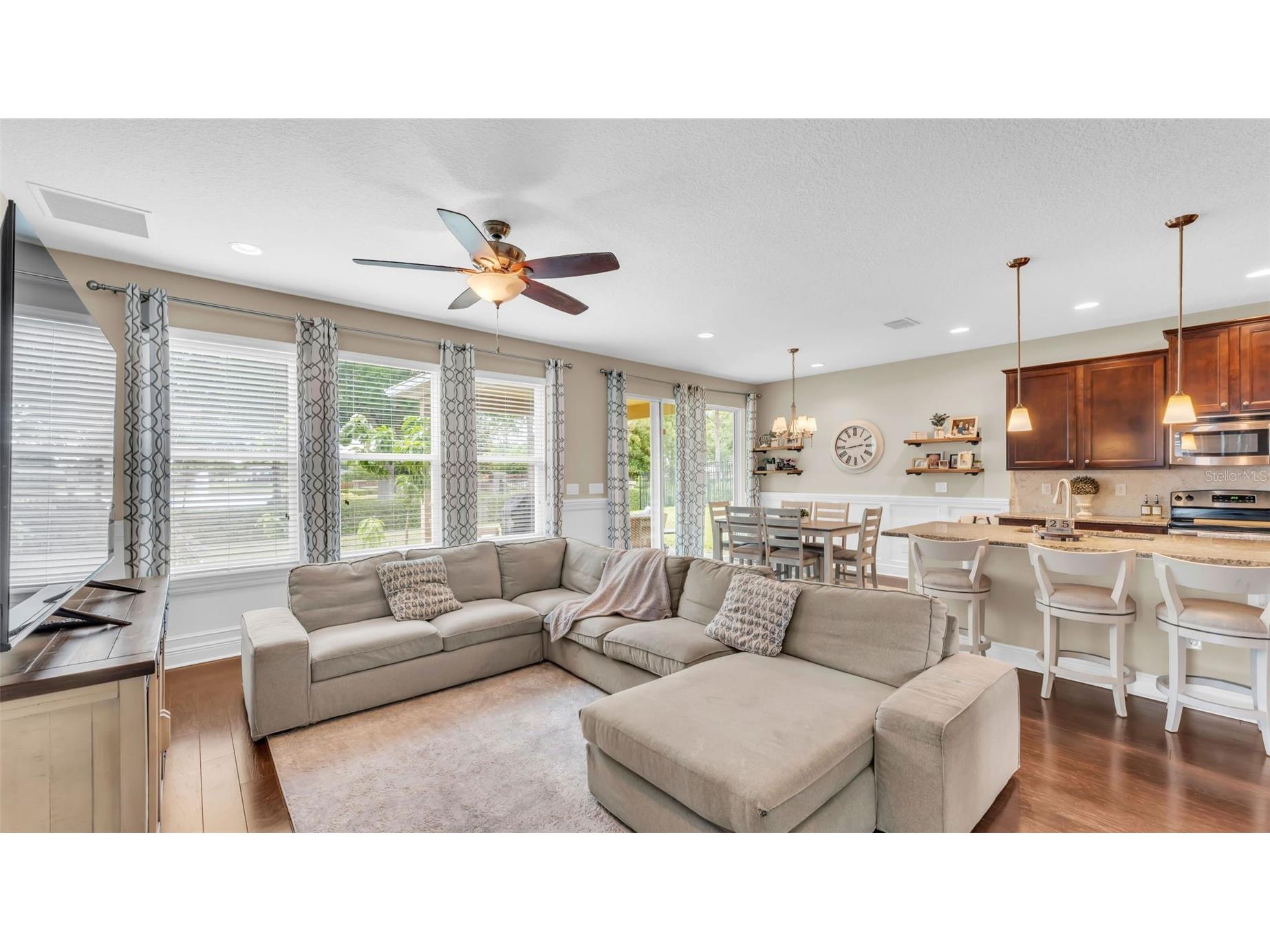 132 Magneta Loop Auburndale FL 33823 L4954170 image21