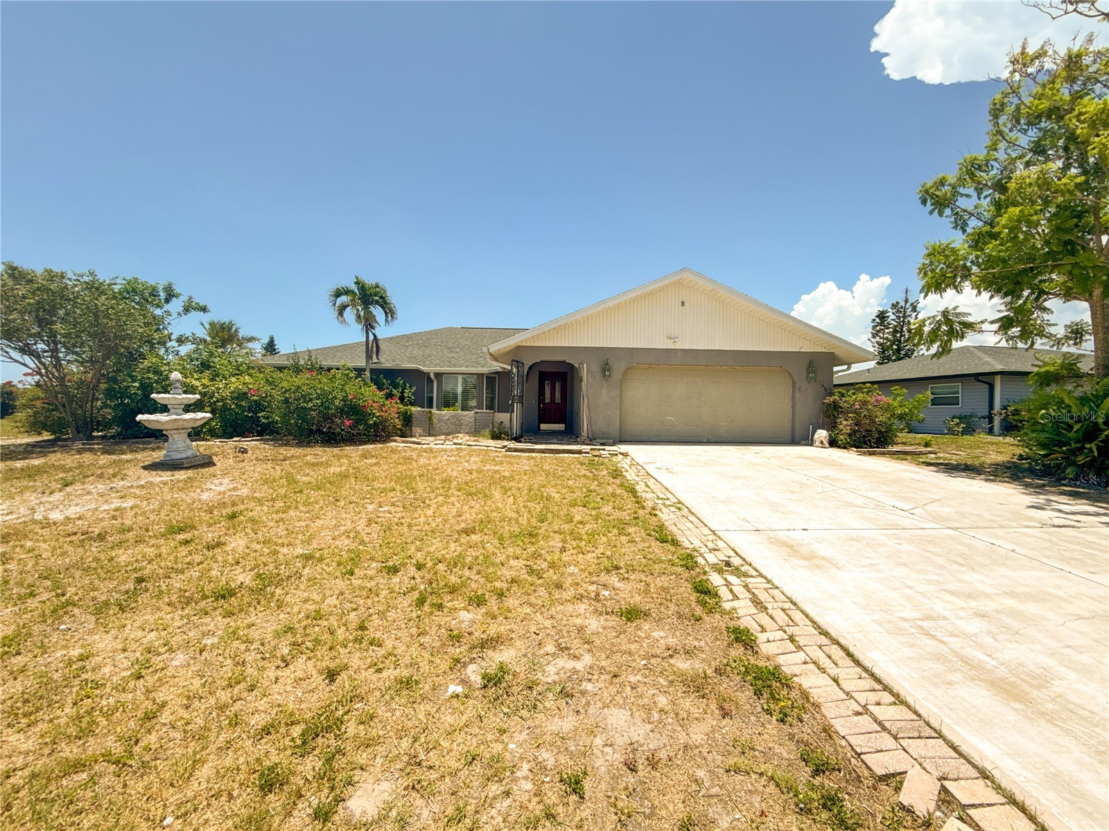 132 Mark Twain Lane Rotonda West FL 33947 TB8521935 image1