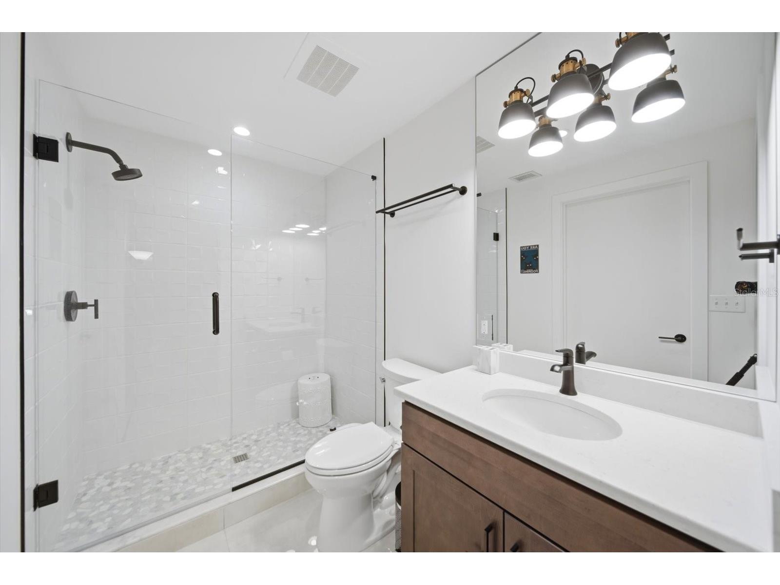 132 Mirror Lake #403 Saint Petersburg FL 33701 TB8512486 image9