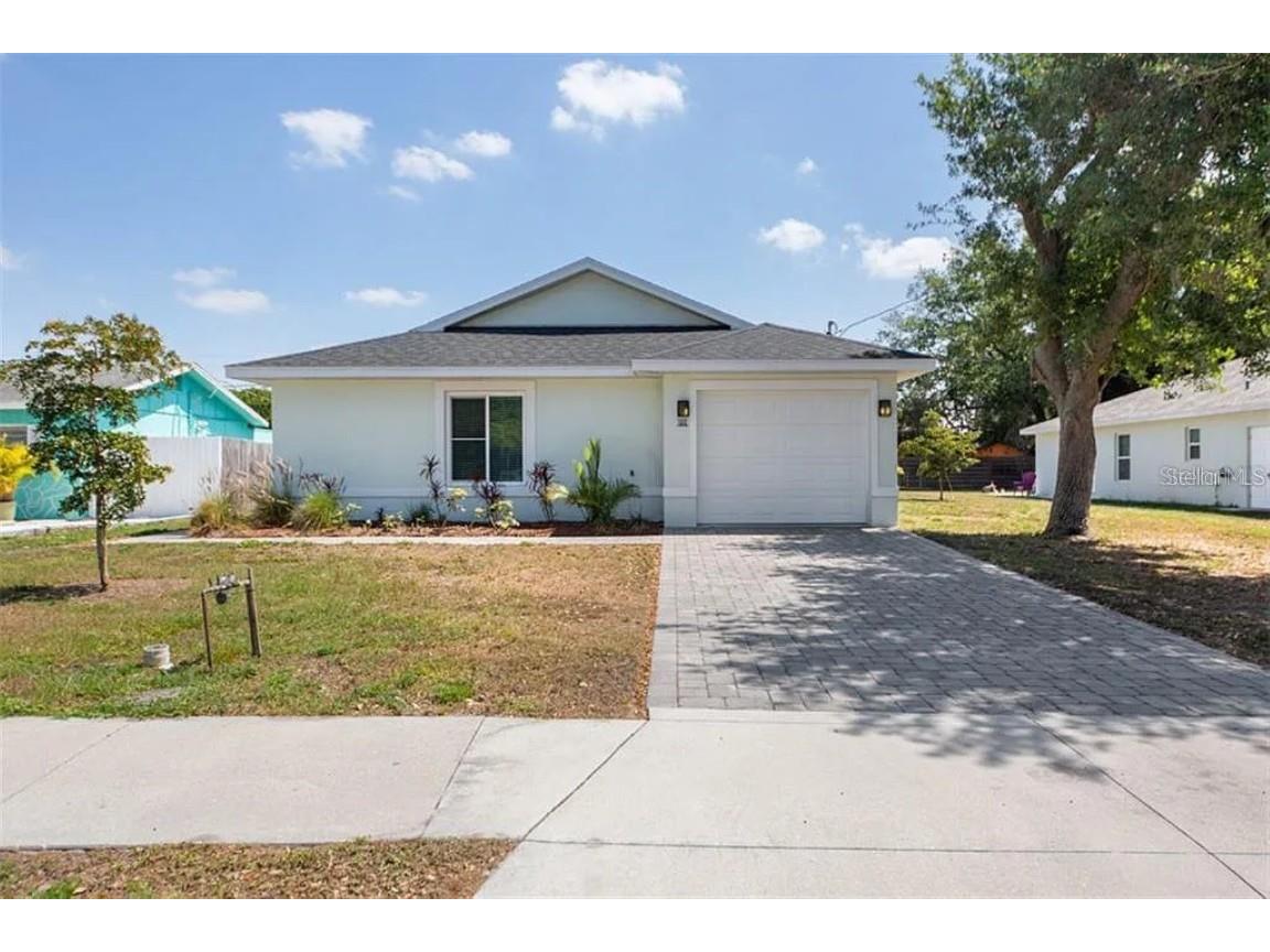 132 N Brink Avenue Sarasota FL 34237 A4581613 image1