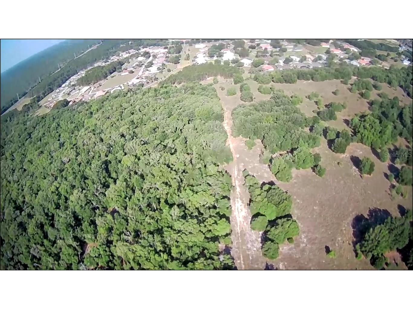 132 N Wooded Acres Terrace Inverness FL 34453 OM675655 image1