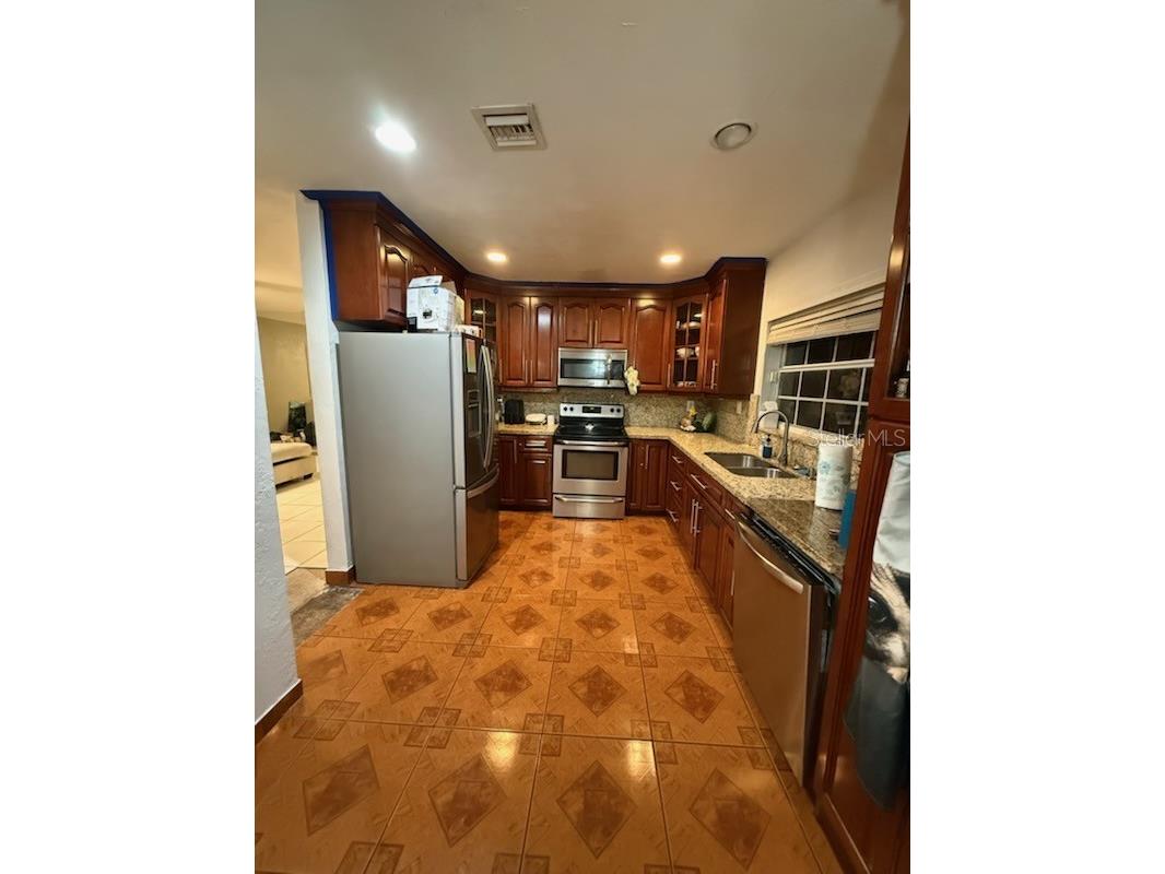132 NW 15th Court Pompano Beach FL 33060 S5148296 image3