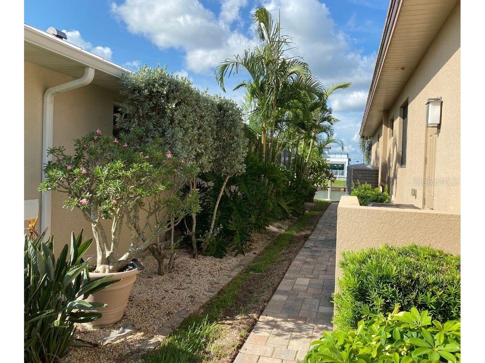 132 Peckham Street SE Port Charlotte FL 33952 TB8302730 image3