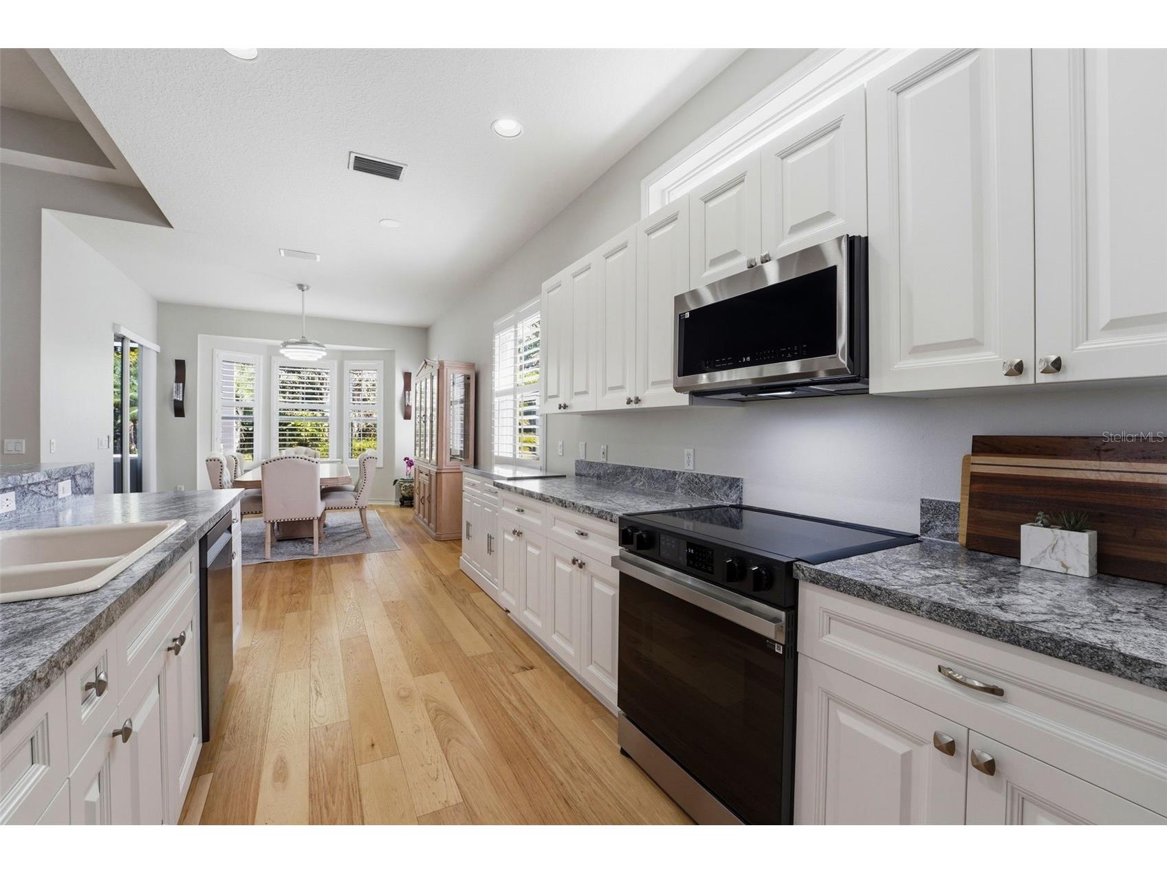 132 Tall Trees Court Sarasota FL 34232 A4689367 image13