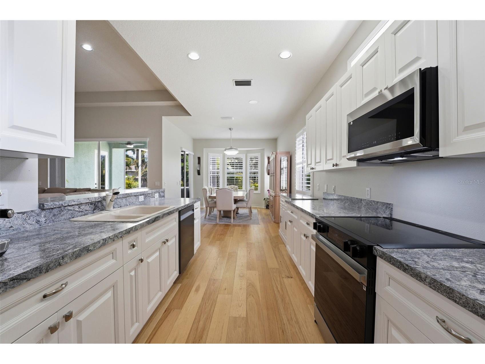 132 Tall Trees Court Sarasota FL 34232 A4689367 image14